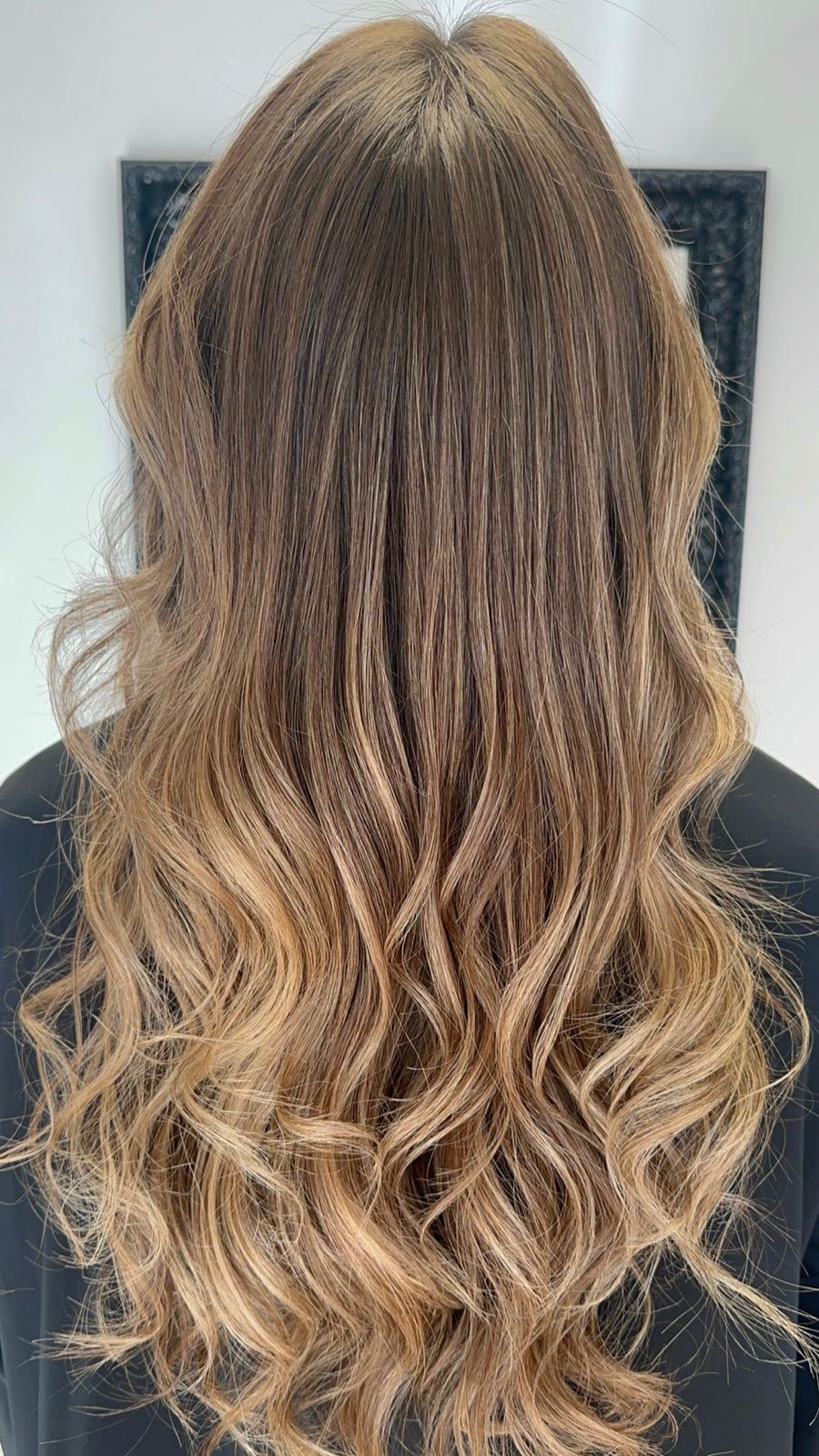 Après balayage réalisé chez Bulle Hair à Bulle